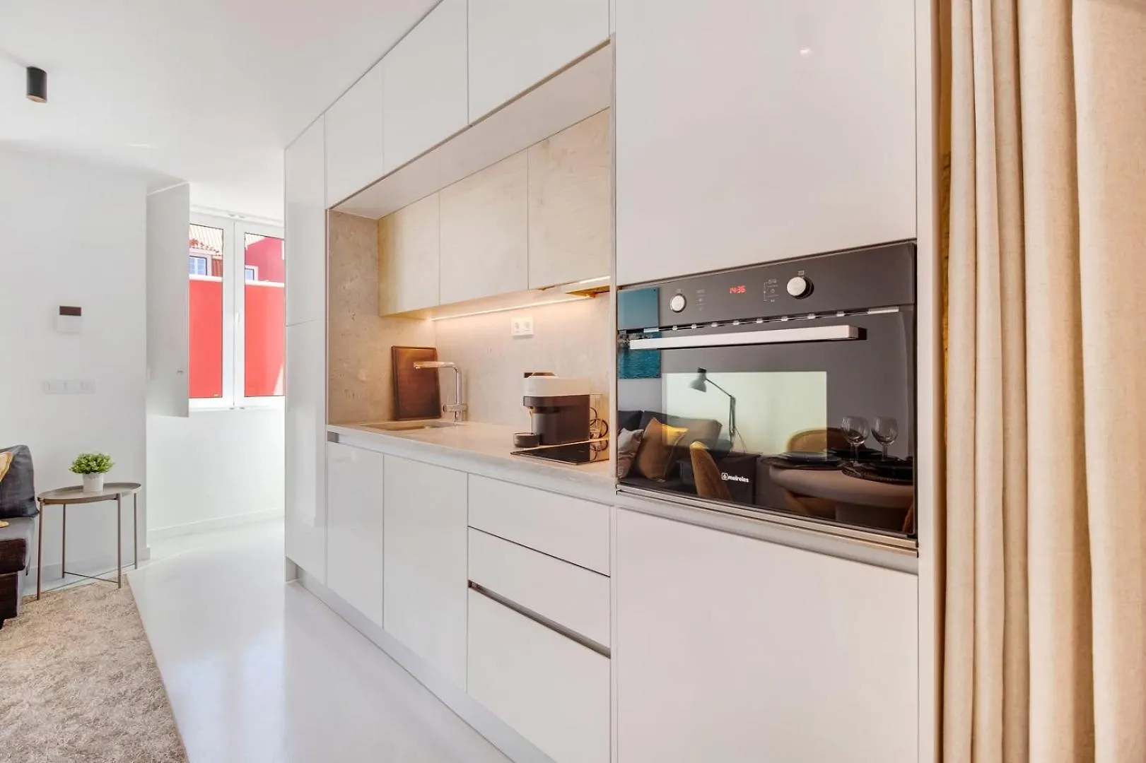 1Br Charming In The Heart Of Santos | By Airnest Apartment Lisbon Portugal